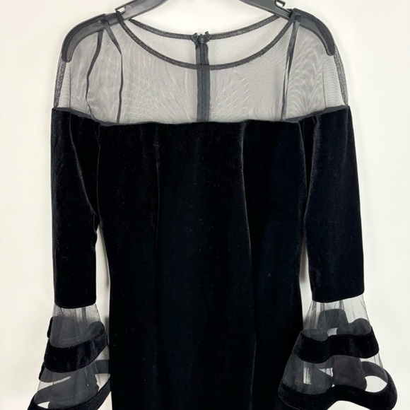 Betsy and Adam Women's Bell Sleeve Striped Mesh Velvet Gown Black Size 2 - Picture 3 of 8